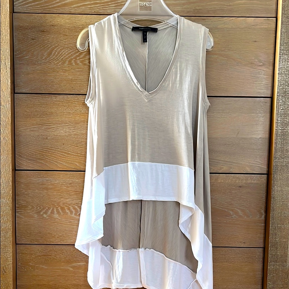 BCBGMAXAZRIA Beige and White Layered Sleeveless Top